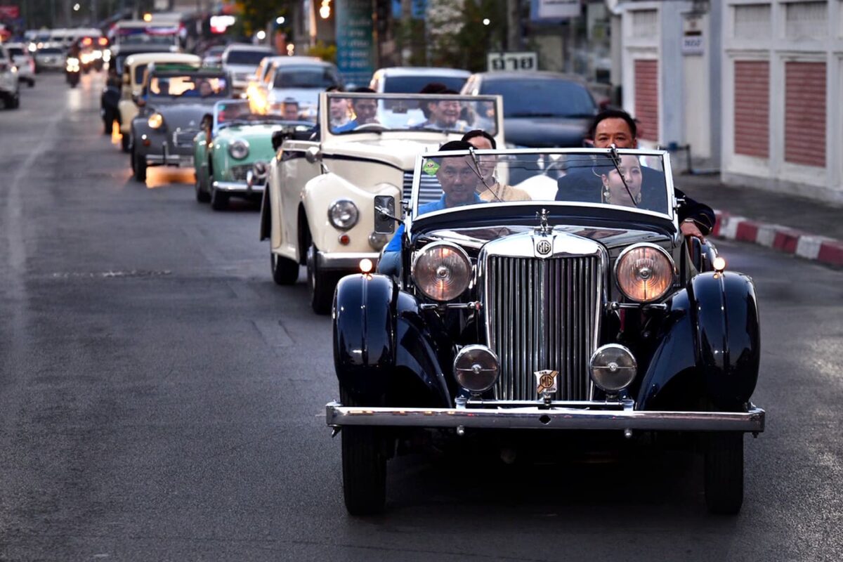 สมาคมรถโบราณ ร่วมเปิดงานพระนครคีรี-เมืองเพชรครั้งที่ 39