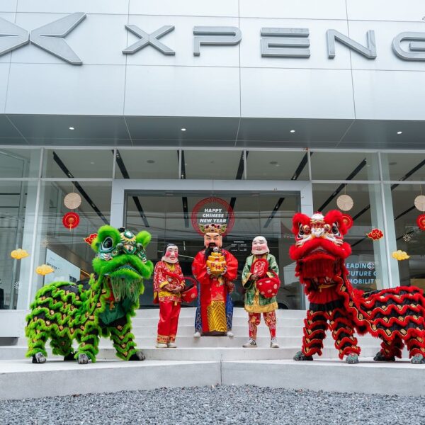 เอ็กซ์เผิง รามคำแหง จัดงาน ‘X VISION CHINESE NEW YEAR’  สัมผัส G6 และ X9 ทุกรุ่น ดาวน์เริ่มต้น 10% จองวันนี้รับอั่งเปา ลิ้มอาหารเลิศรส พร้อมกิจกรรมเสริมมงคลชีวิต วันดี 14-21 กุมภาพันธ์นี้ 