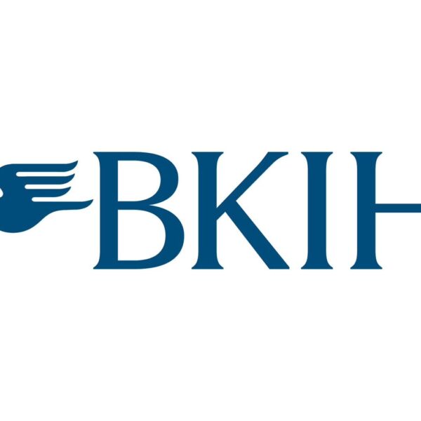 BKIH ผลประกอบการพุ่งแรง ไตรมาส 1 ปี 2569 ทำกำไรสุทธิ 1,153.7 ล้านบาท เติบโตถึง 101.9% บอร์ดไฟเขียวจ่ายปันผลรวม 9 บาทต่อหุ้น