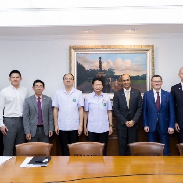 ซีอีโอ กลุ่มบริษัทพรูเด็นเชียล เข้าพบรัฐมนตรีสาธารณสุข หารือแนวทางเสริมความยั่งยืนระบบสุขภาพไทย
